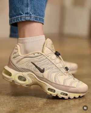 Nike Tn Air Max Plus – Luxury Beige