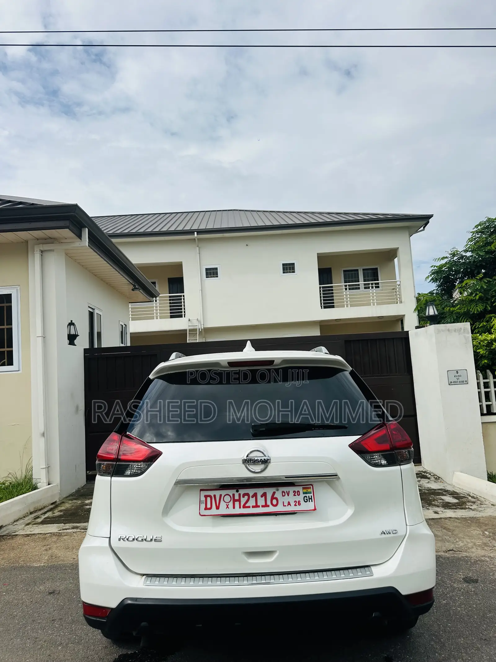 Nissan Rogue SV AWD 2020 White