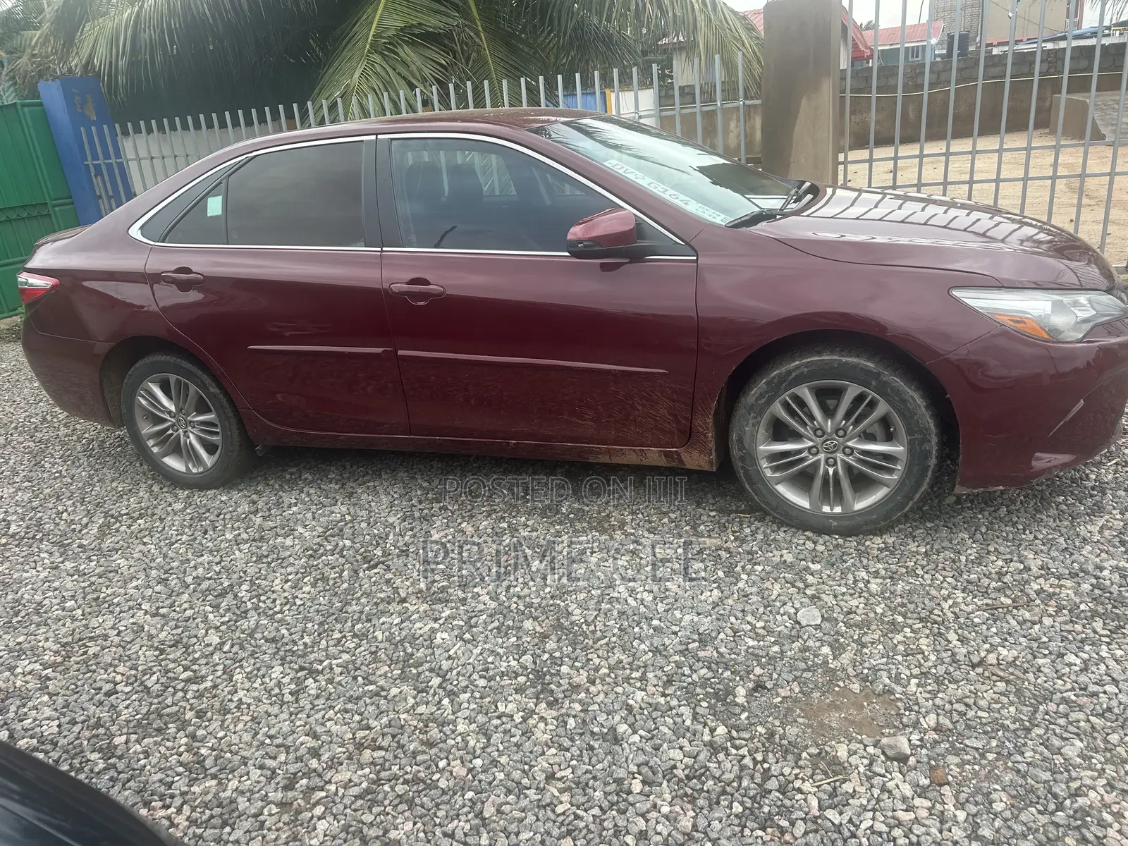 Toyota Camry SE 4dr Sedan (2.5L 4cyl 6A) 2017 Red