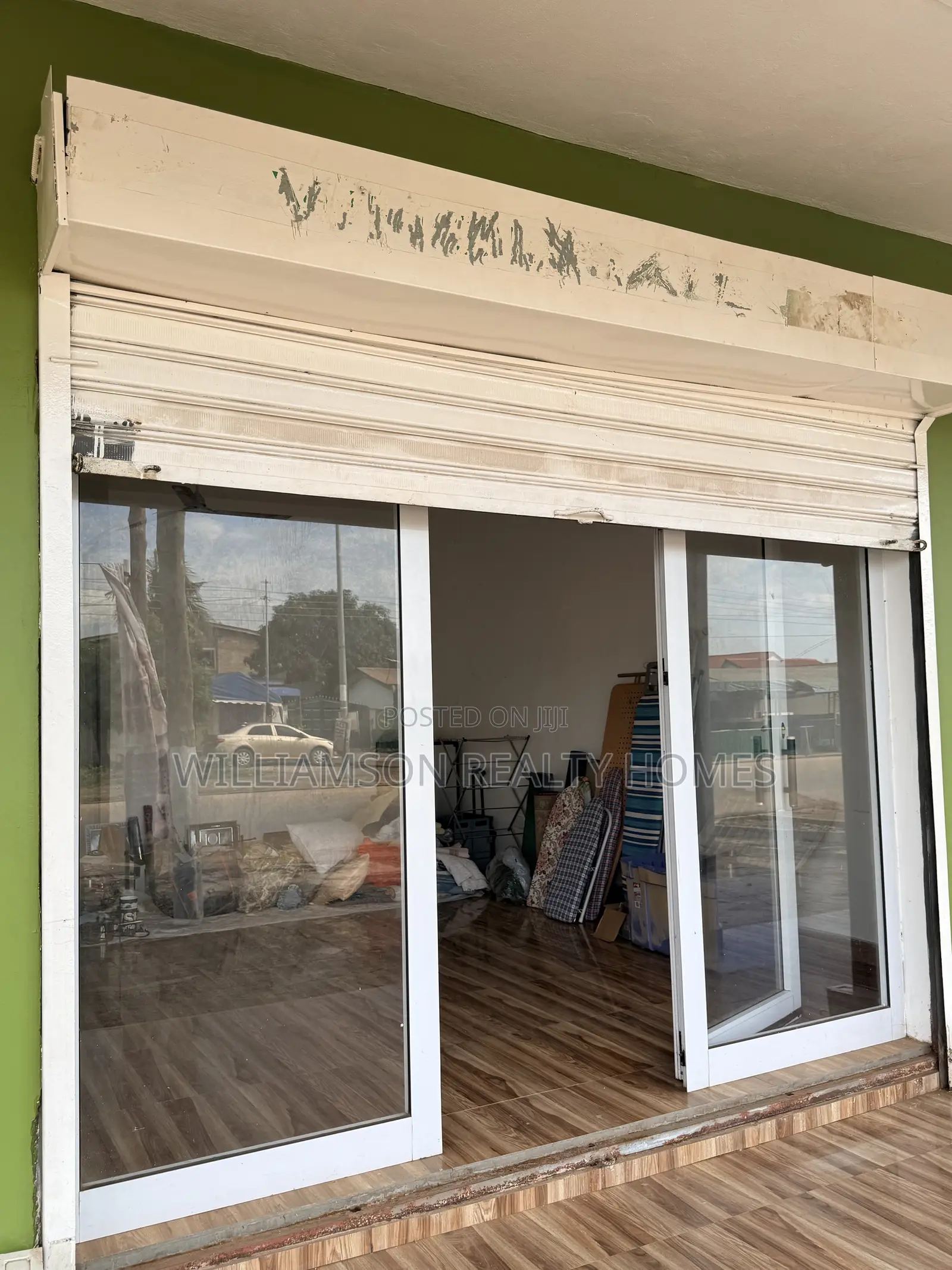 Downstairs Busy Shop/Store/Office Space/Showroom 4rent,Spintex