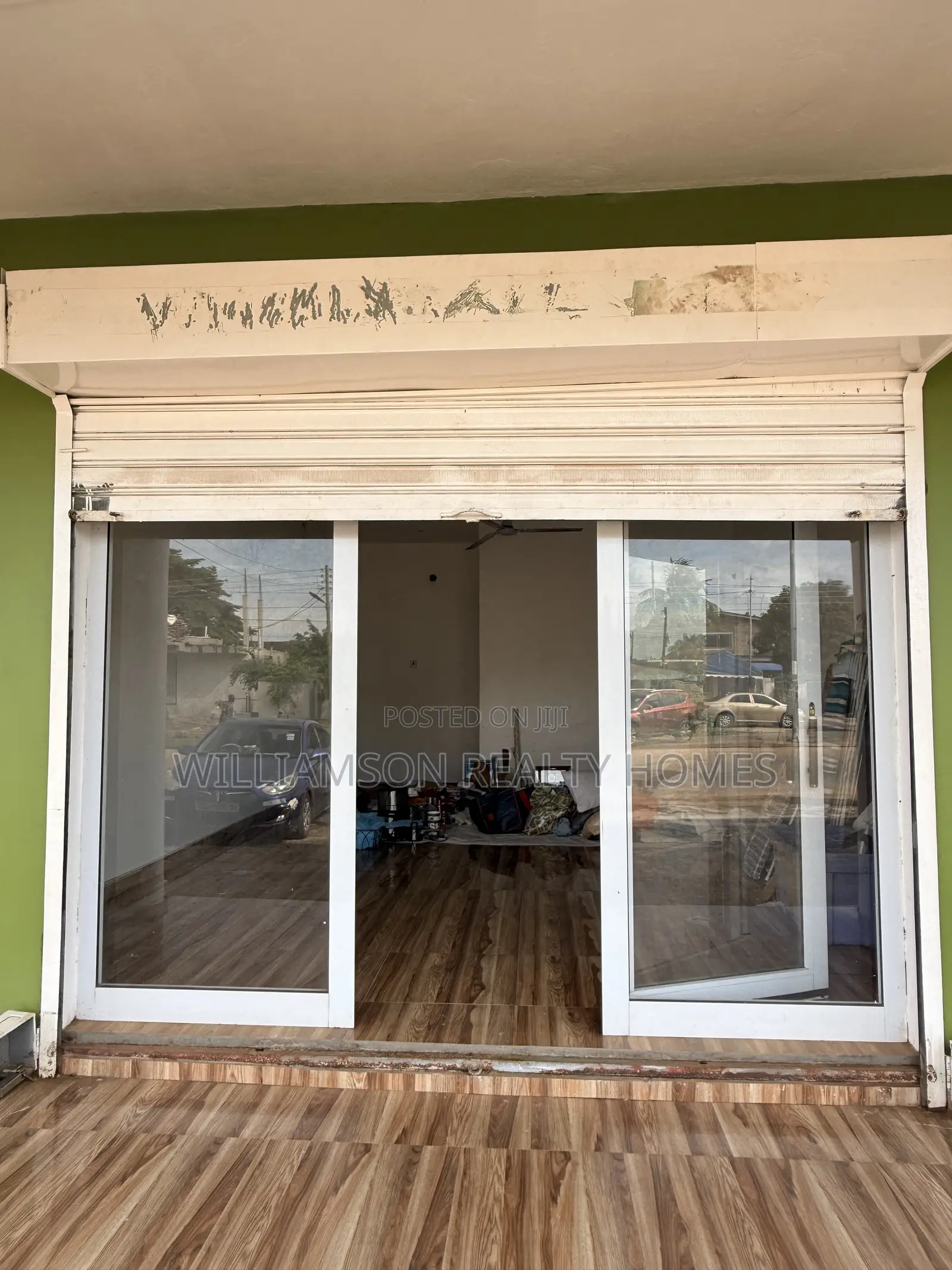 Downstairs Busy Shop/Store/Office Space/Showroom 4rent,Spintex