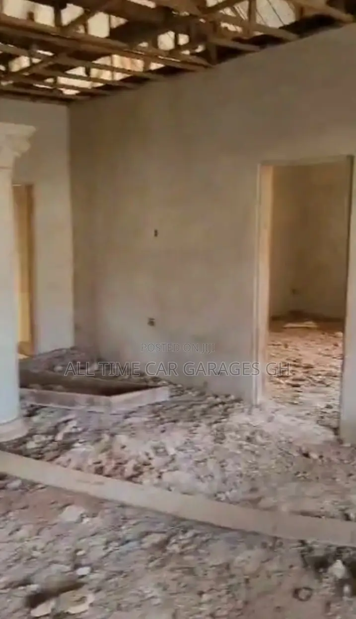 9bdrm House in All Time Estate, Atwima Nwabiagya for sale