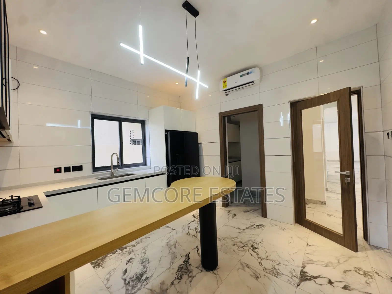 4bdrm House in East Legon for rent