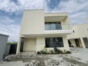 4bdrm Townhouse / Terrace in East Legon for rent
