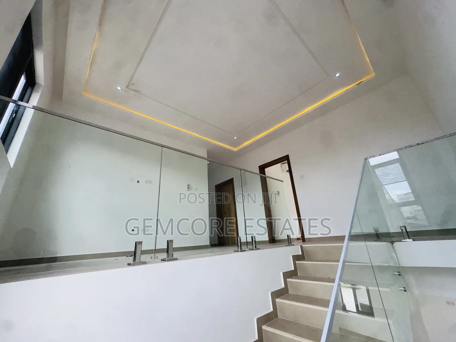 4bdrm Townhouse / Terrace in East Legon for rent