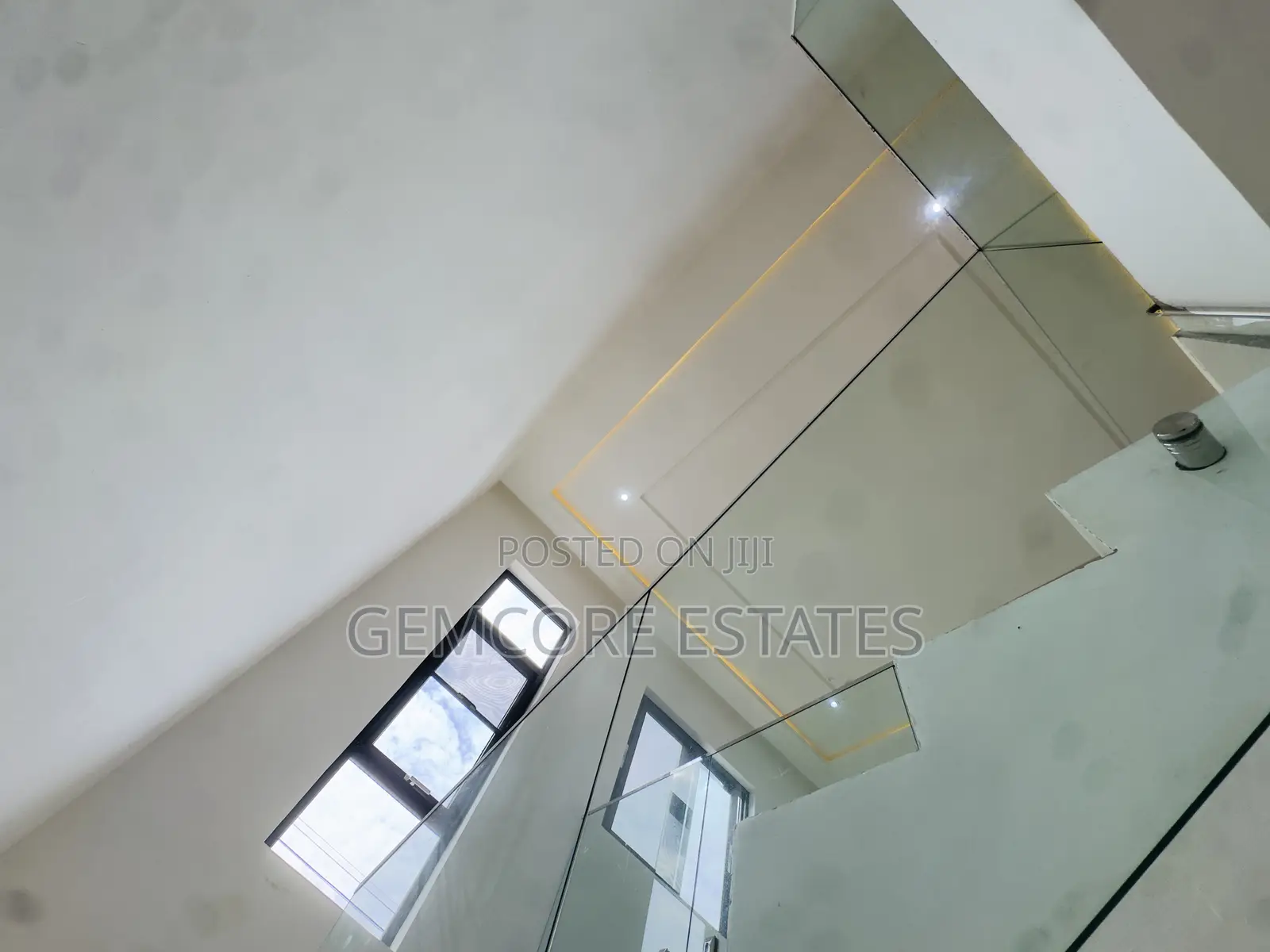 4bdrm Townhouse / Terrace in East Legon for rent