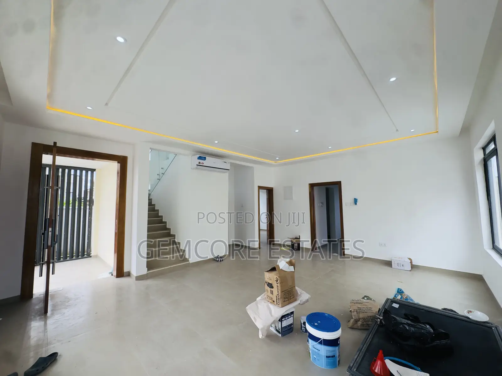 4bdrm Townhouse / Terrace in East Legon for rent
