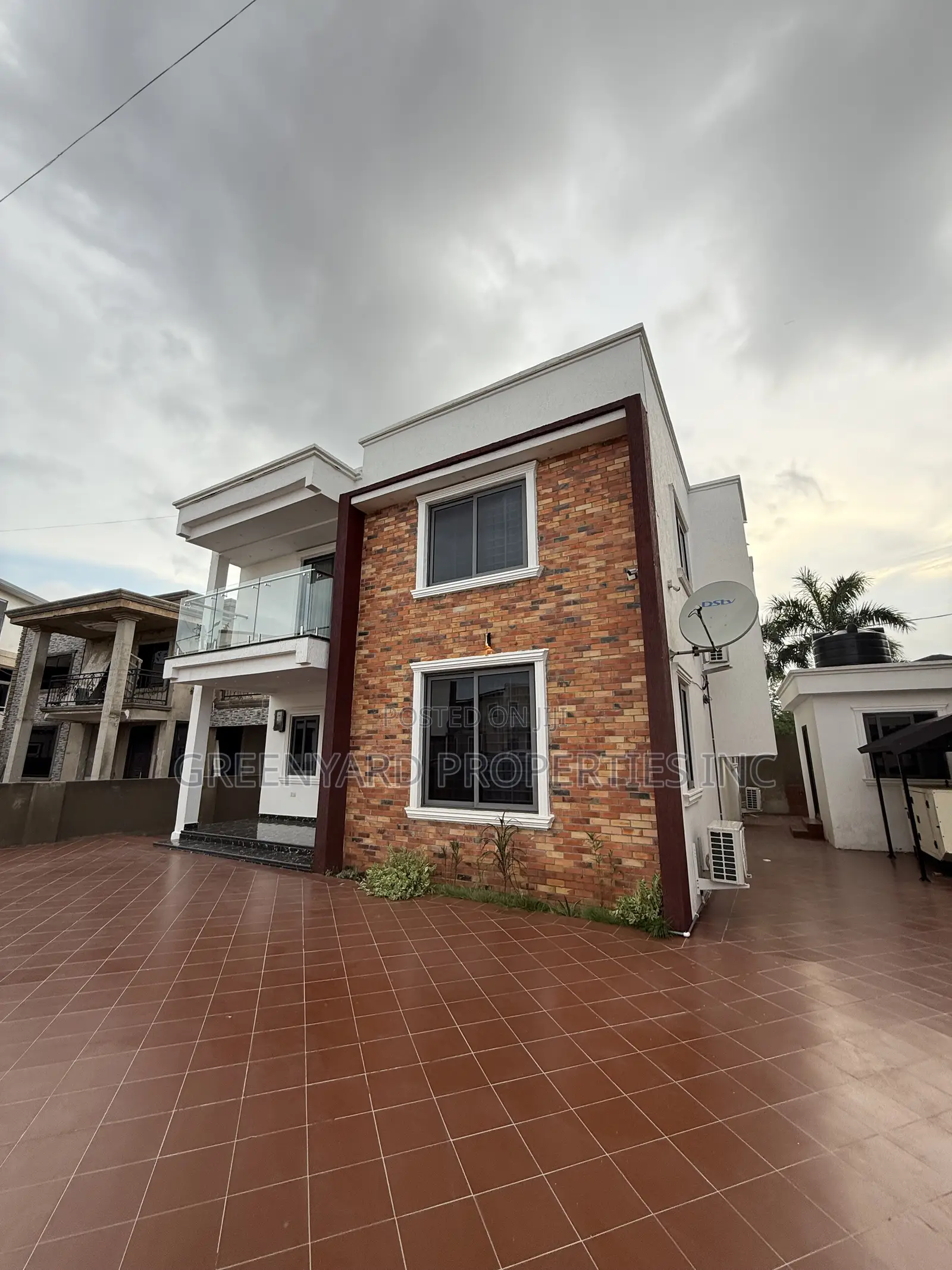 Furnished 4bdrm House in American House, East Legon for rent