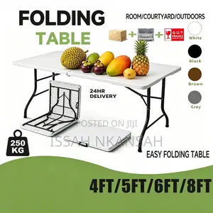 6 Sitter Plastic Table