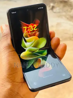 Samsung Galaxy Z Flip3 5G 128 GB Black