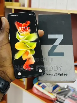 Samsung Galaxy Z Flip3 5G 128 GB Black