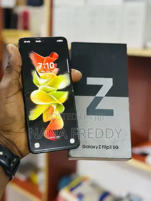 Samsung Galaxy Z Flip3 5G 128 GB Black