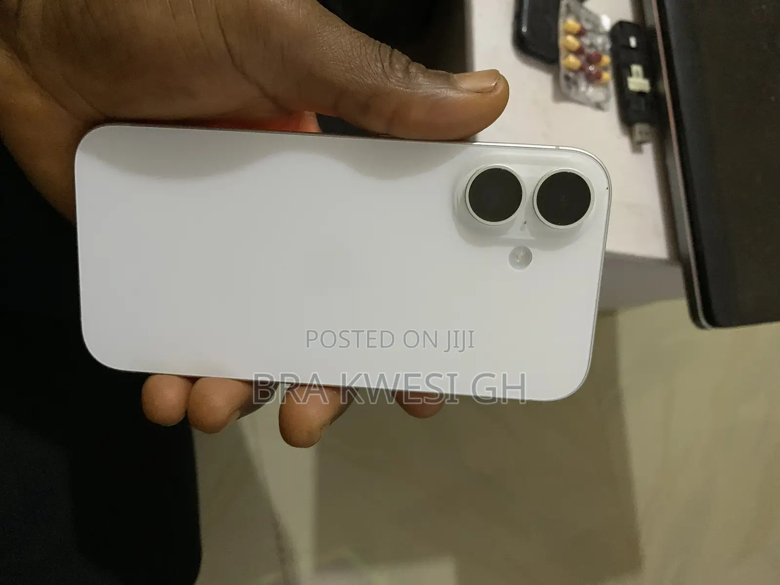 Apple iPhone 16 256 GB White