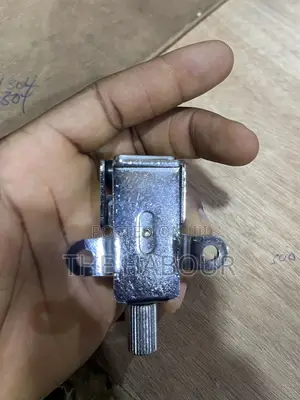 Snare Drum Strainer (Throw Off)
