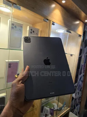 Apple iPad Pro 11 (2020) 256 GB Gray