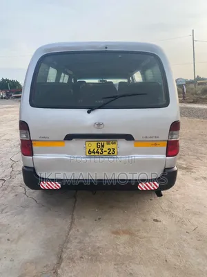 Toyota HiAce 2008 Silver