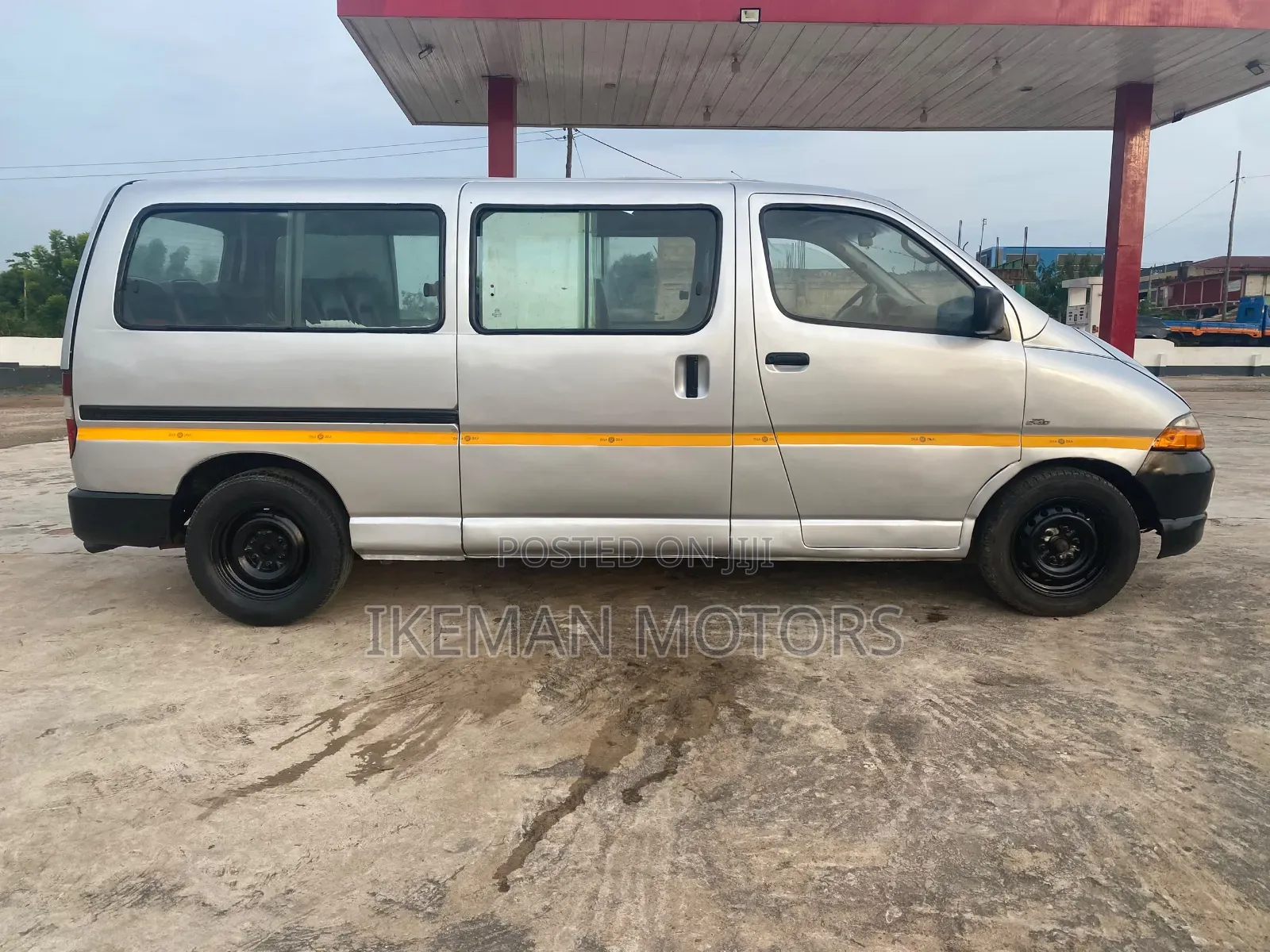 Toyota HiAce 2008 Silver