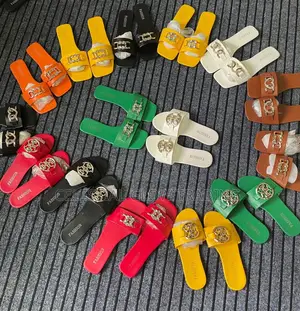 Fashionable Women's Flat Casual Slippers for Ladies | Multiple Colors