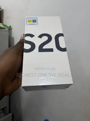 New Samsung Galaxy S20 FE 5G 128 GB Blue