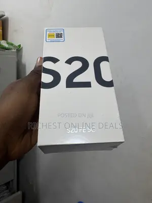 New Samsung Galaxy S20 FE 5G 128 GB Blue