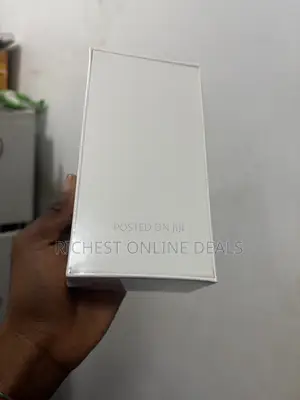 New Samsung Galaxy S20 FE 5G 128 GB Blue