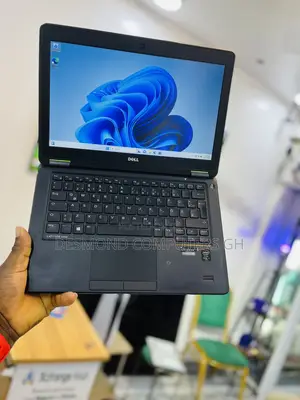 Laptop Dell Latitude 12 E7250 8GB Intel Core i7 SSD 512GB