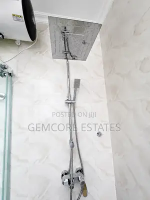 4bdrm Townhouse / Terrace in East Legon for rent
