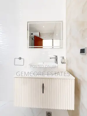 4bdrm Townhouse / Terrace in East Legon for rent