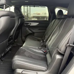 Acura MDX w/A-Spec Package 2023 White