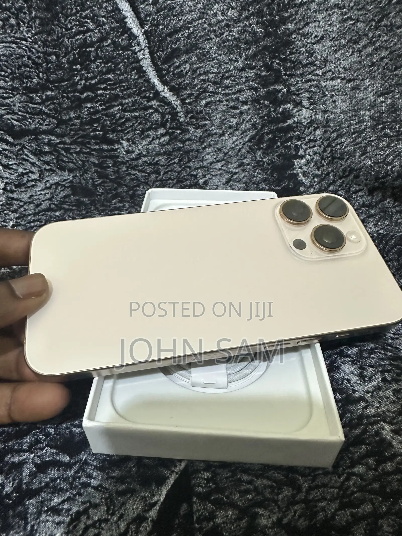 Apple iPhone 16 Pro Max 256 GB Gold