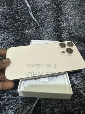 Apple iPhone 16 Pro Max 256 GB Gold