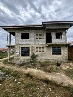 6bdrm House in Kasoa Winga for sale
