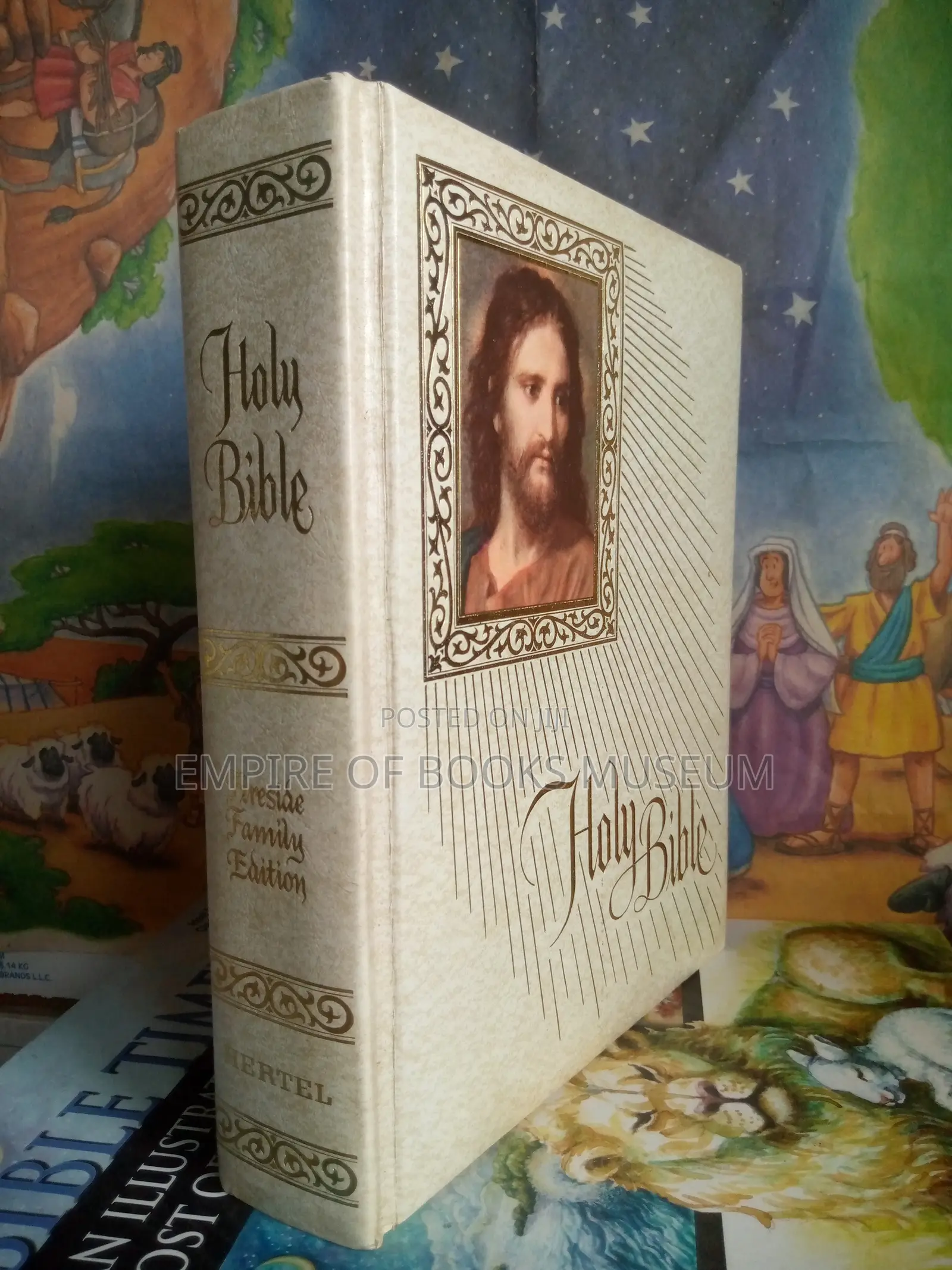 Holy Bible: Fireside Family Edition (Authorized or King James Version