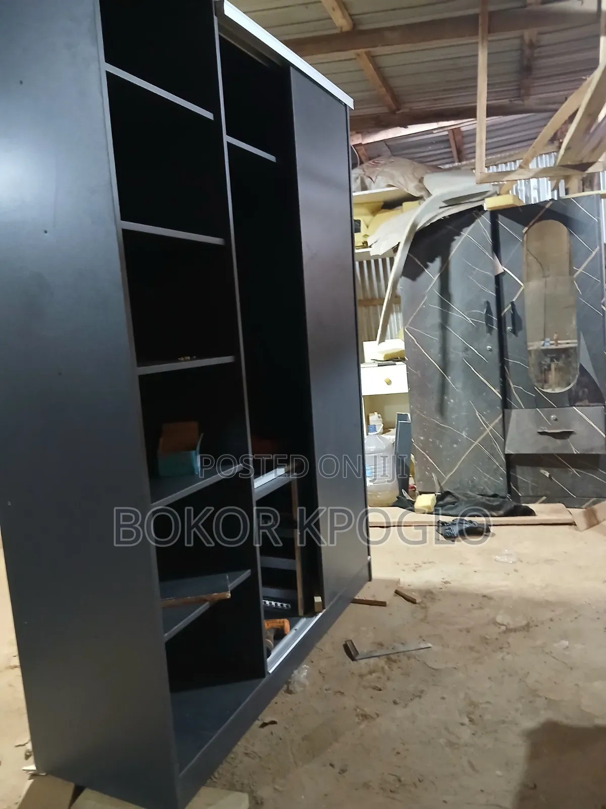 All Types of Wardrobe Is Available