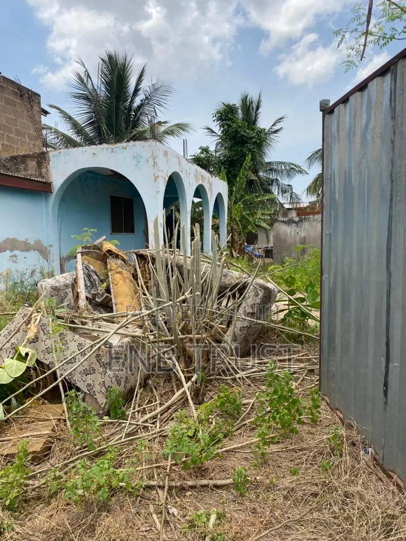 1 Plot of Land at Upsa to East Legon for Sale