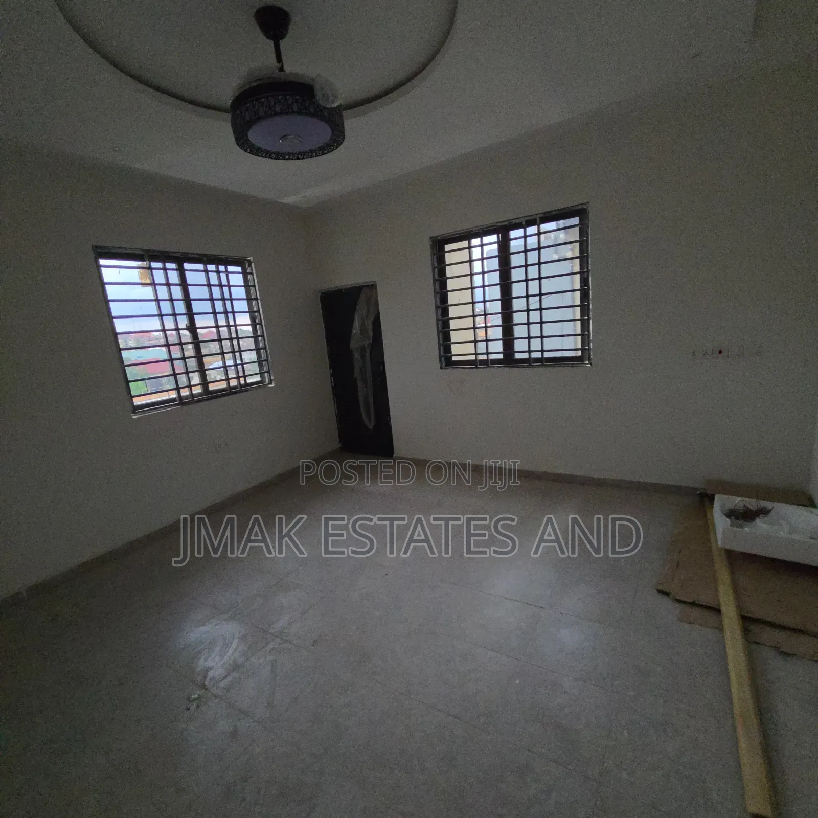 5bdrm House in Jmak, Kumasi Metropolitan for sale