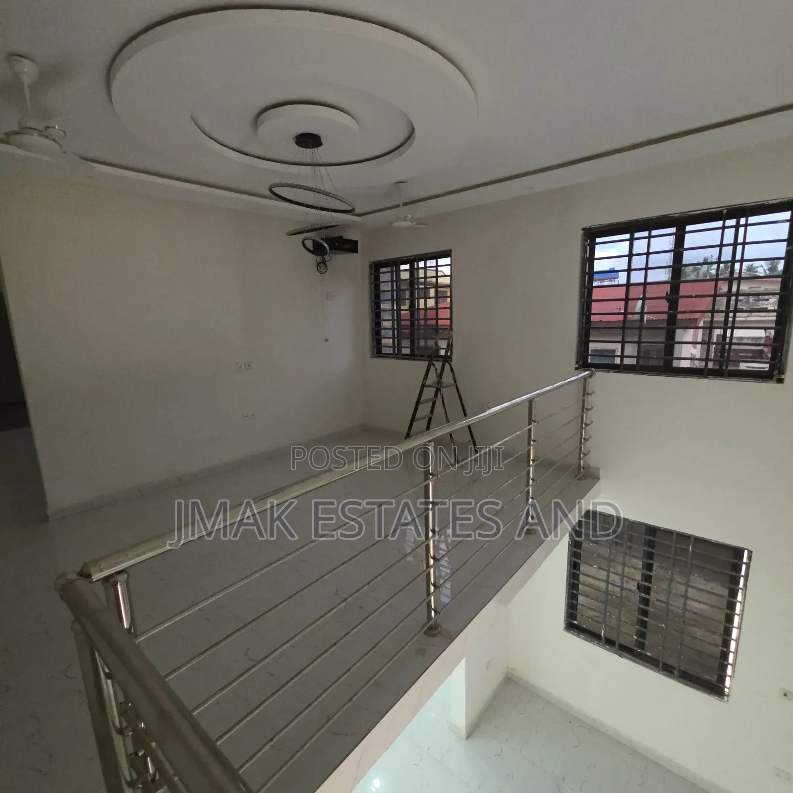 5bdrm House in Jmak, Kumasi Metropolitan for sale