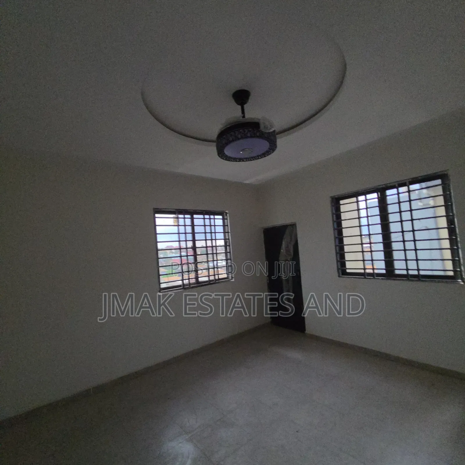 5bdrm House in Jmak, Kumasi Metropolitan for sale