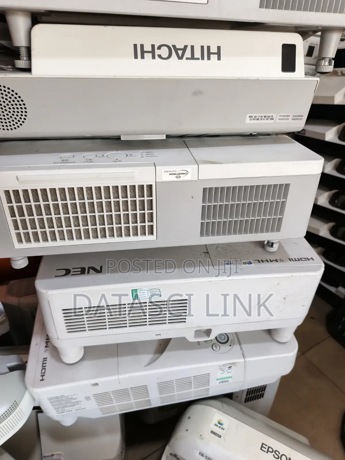 Wide View Hitachi Projector