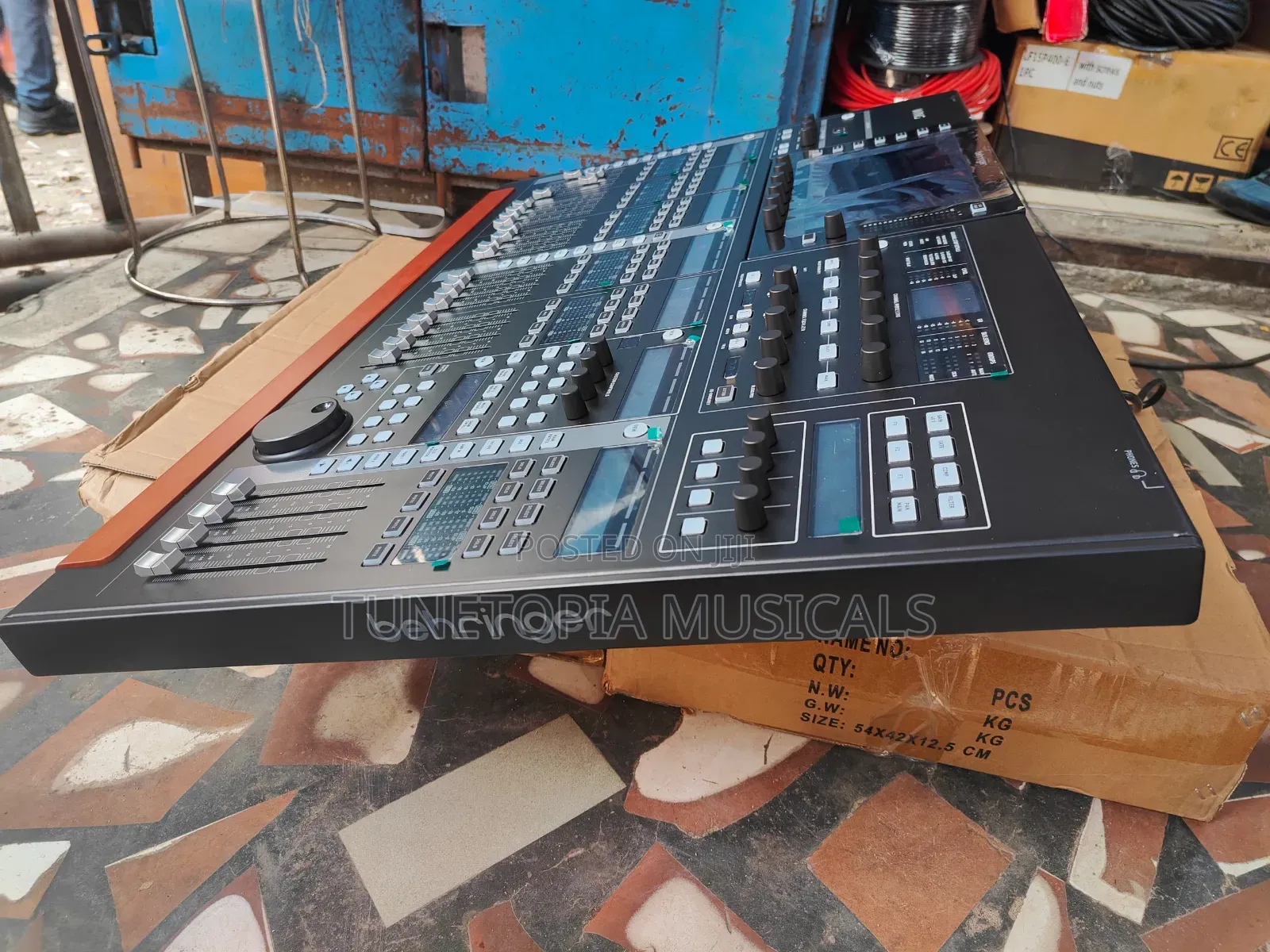 Behringer Wing 48-Channel Digital Mixer