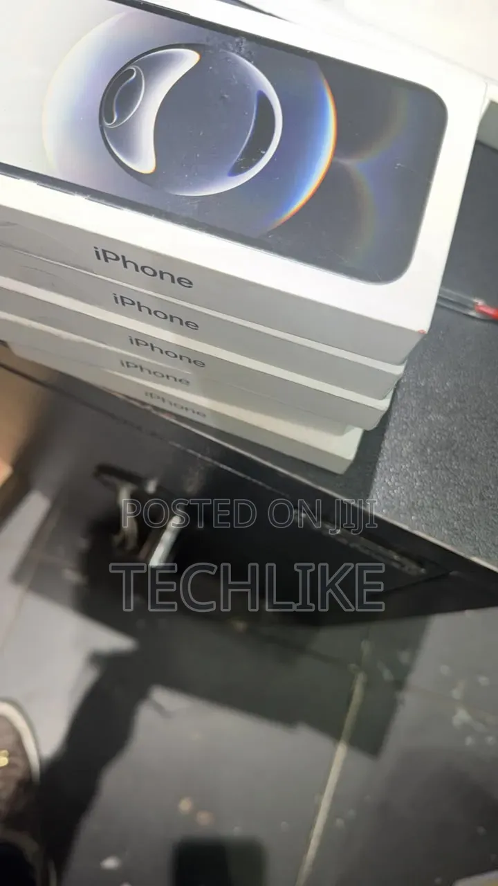New Apple iPhone 16e 128 GB Black