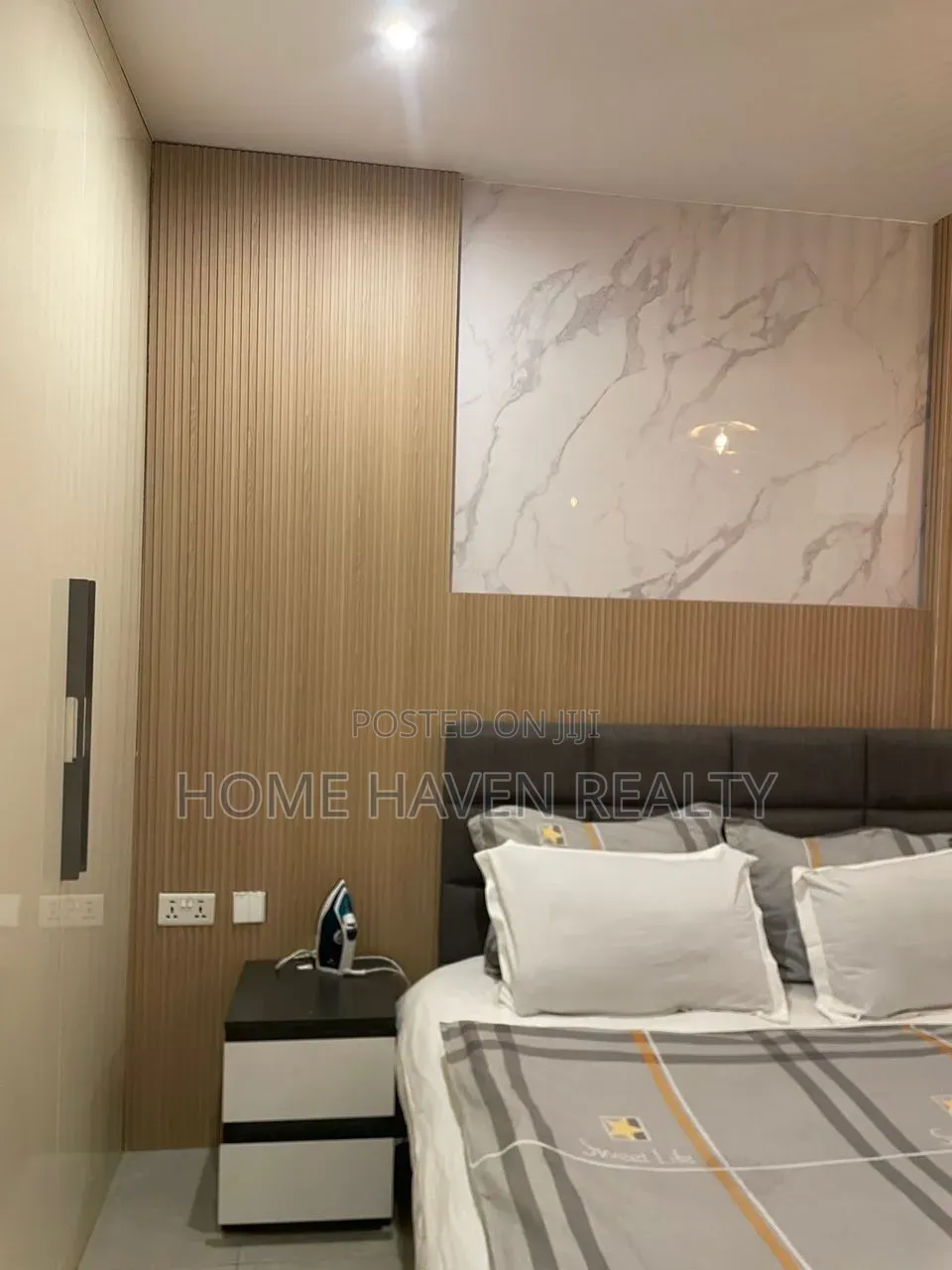 Furnished 1bdrm Apartment in Roman Ridge, Shopping Arcade Area for sale