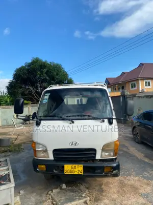 Hyundai Mighty 2