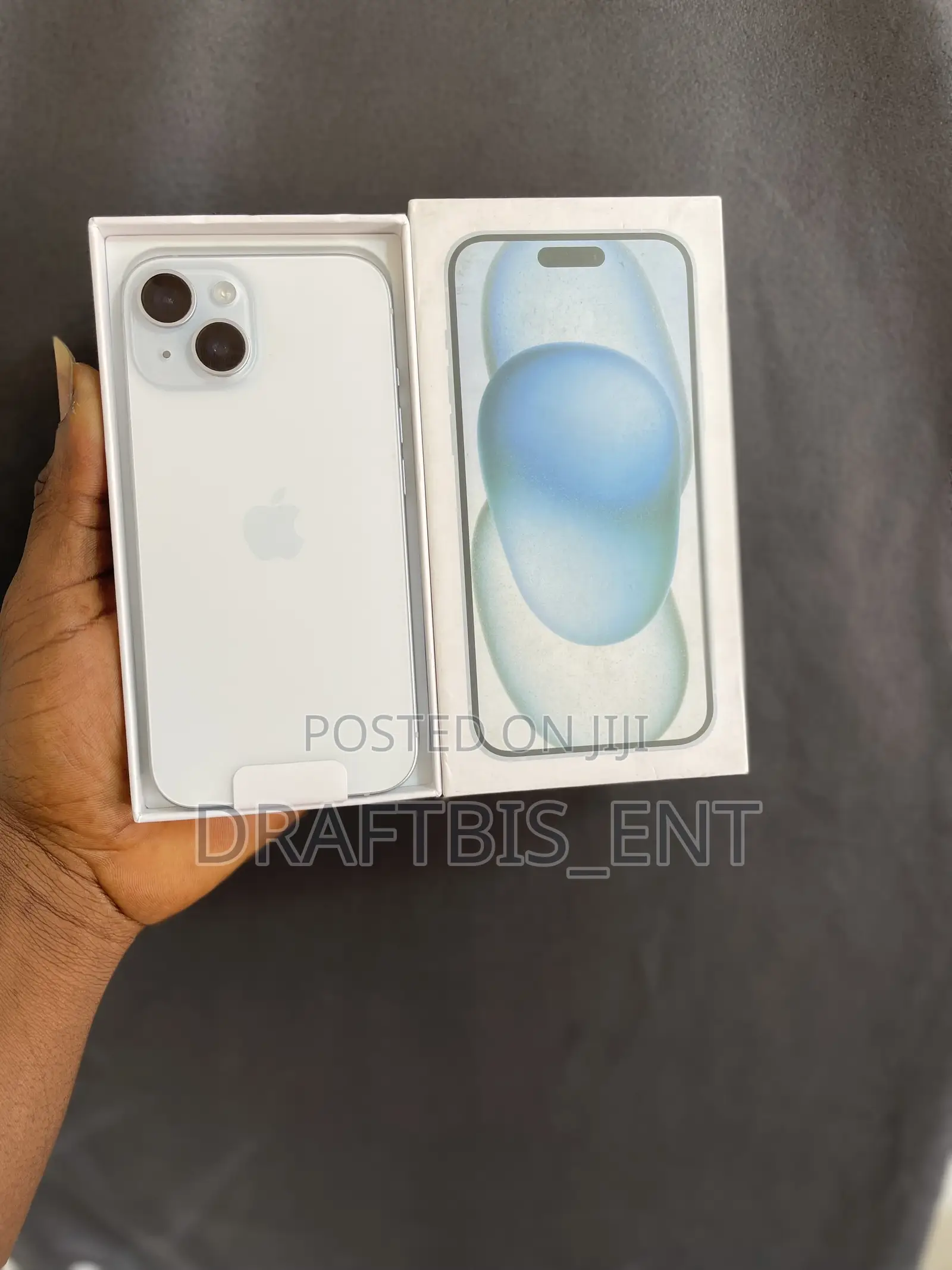 New Apple iPhone 15 128 GB Blue