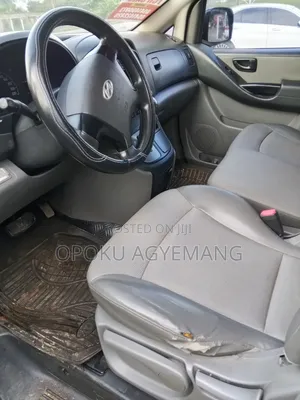 Hyundai Starex 2011 White