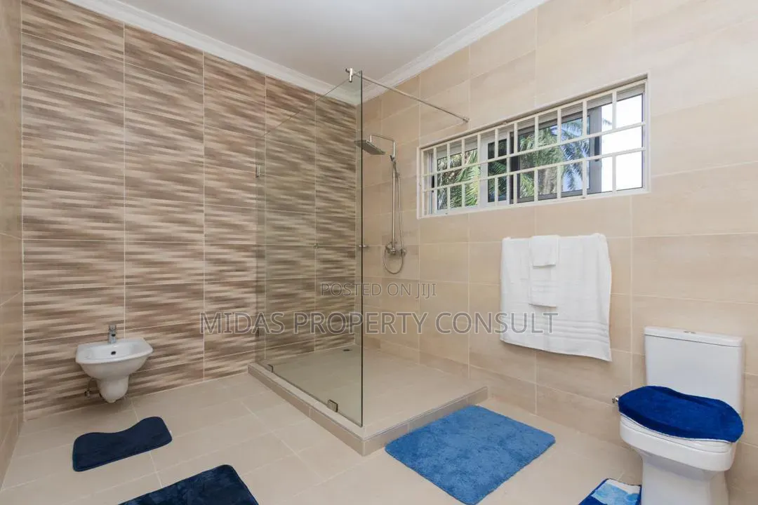 6bdrm House in Kanda for sale