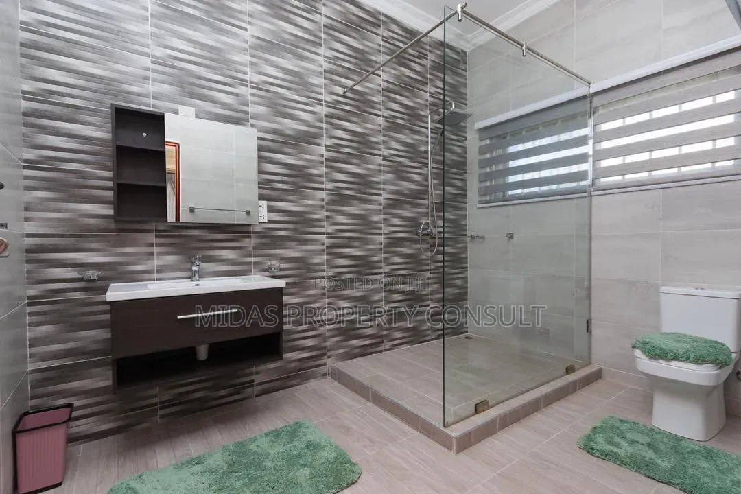 6bdrm House in Kanda for sale