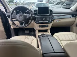 Mercedes-Benz GLE-Class GLE 350 2017 Blue