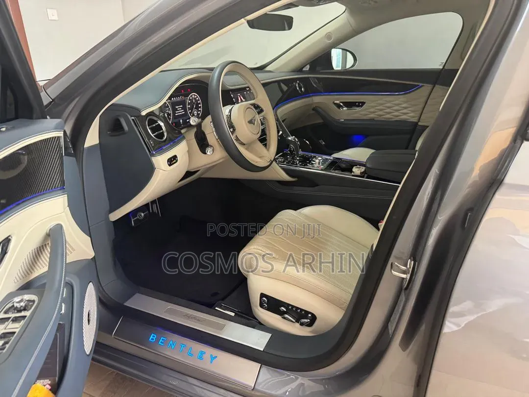 Bentley Continental 2023 Gray