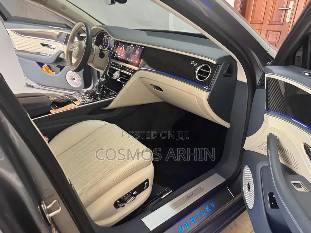 Bentley Continental 2023 Gray